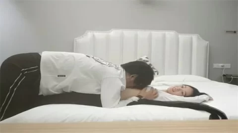 无情的屌丶高质量短发外围妹